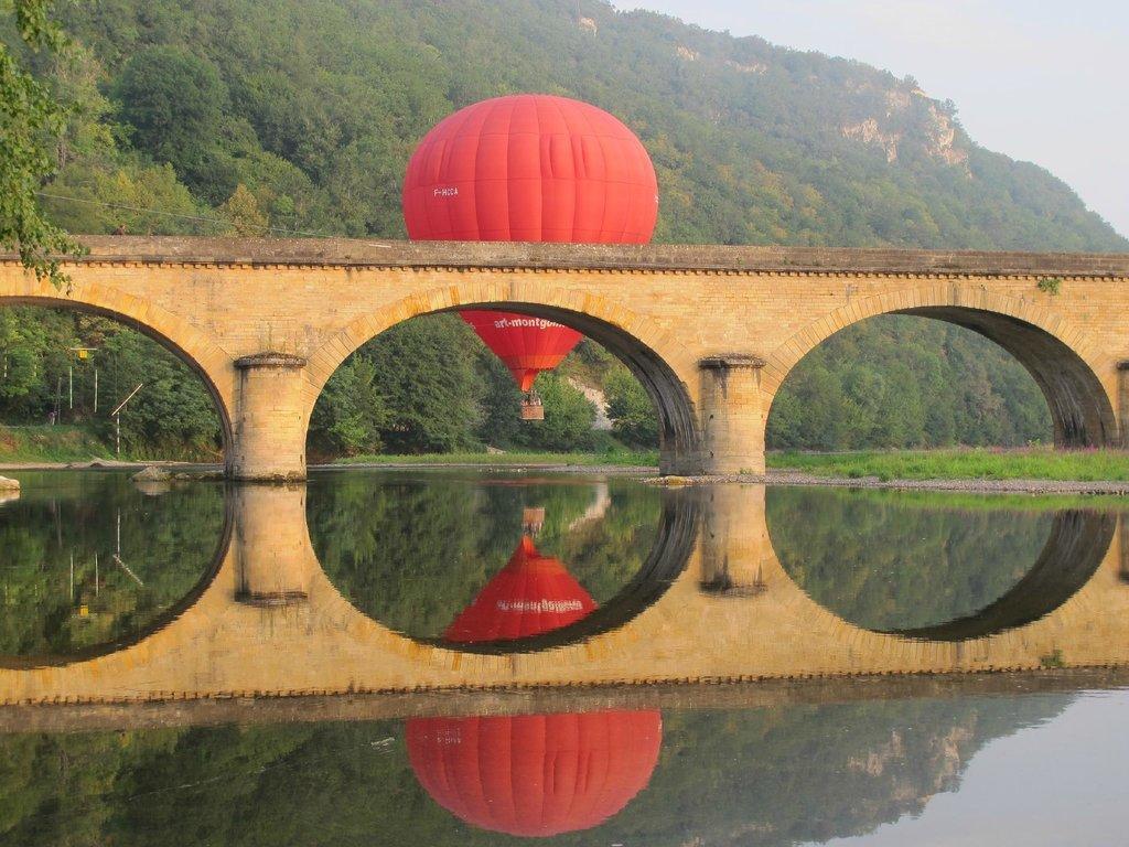 Au Pied Du Chateau - 5 A 11 Personnes - Baignade-Canoe-Piste Cyclable A 100 M Castelnaud La Chapelle Ngoại thất bức ảnh